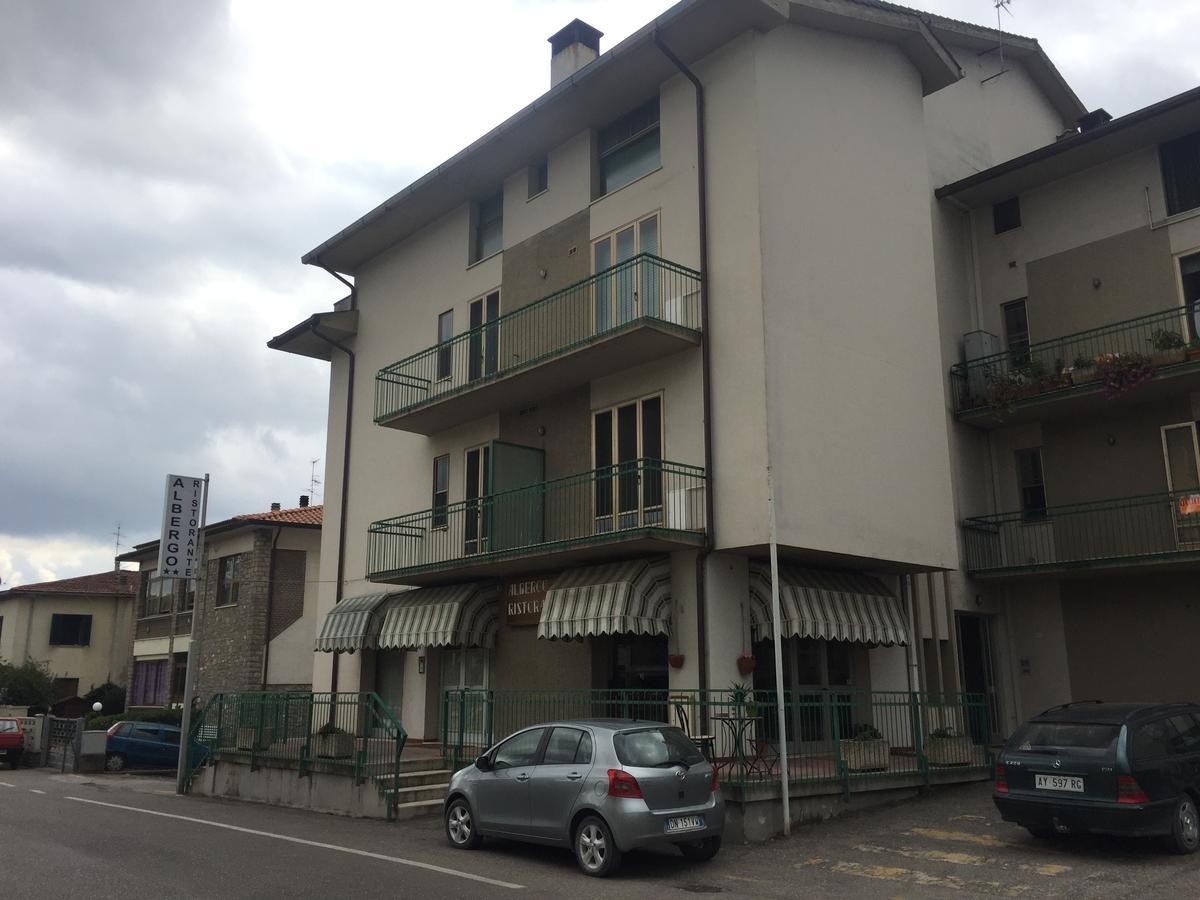 Albergo Ristorante Taverna Dalla "Lisina" 산세폴크로 외부 사진